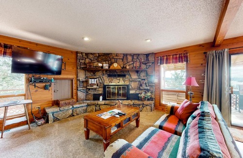 Eureka Springs Casa | Beaver Lake Retreat