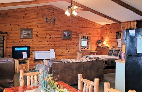 Sylvan Shores Cabina | Beaver Lake View Cabin with Lake Access, Boat Dock, Boat Slips, Incredible View