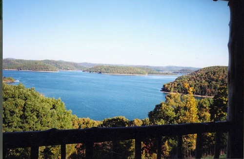 Sylvan Shores Cabina | Beaver Lake View Cabin with Lake Access, Boat Dock, Boat Slips, Incredible View
