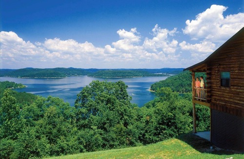 Sylvan Shores Cabina | Beaver Lake View Cabin with Lake Access, Boat Dock, Boat Slips, Incredible View