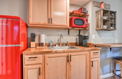 Green Mountain Falls Apartamento | Beaver Lodge MTN Town Escape GMF