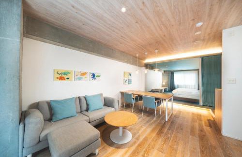 Serakaki Hotel | BEB5 Okinawa Seragaki by Hoshino Resorts