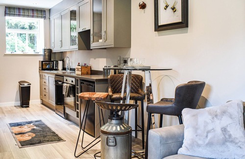 Blacko Cabaña | Beckett Lodge - UK34233