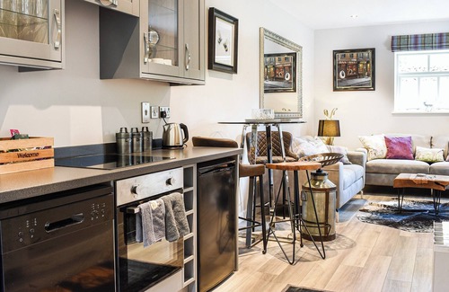 Blacko Cabaña | Beckett Lodge - UK34233