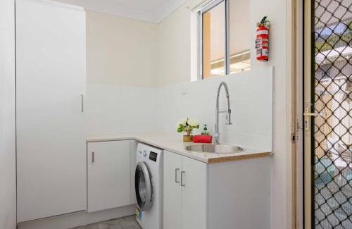 Laurieton Apartamento | Becks Hideaway Laurieton - walk everywhere
