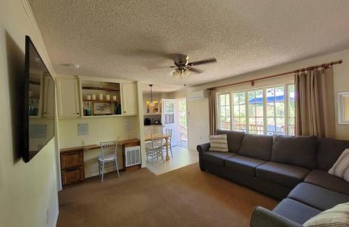 Mariposa Casa | Becky's Condo