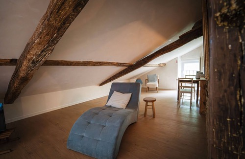 La Bastide-Clairence Cama Y Desayuno | Bed and Breakfast 'Maison Perbos 1556 - Ursuya' con piscina compartida, Wi-Fi y aire acondicionado