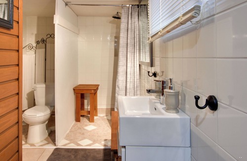 Mauricie Cama Y Desayuno | Bed and breakfast: Large family suite with private sauna