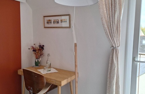 Nantes Erdre Cama Y Desayuno | Bed and breakfast, Beaujoire district, Parc des Expositions, Parc Floral