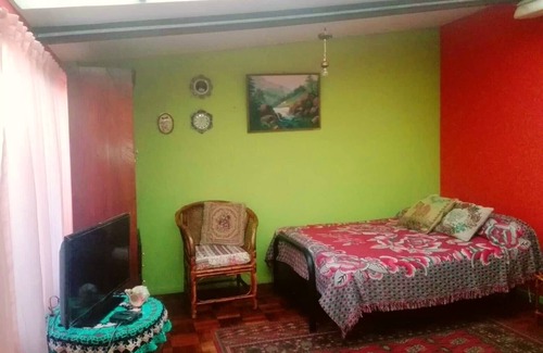 Macrodistrito Sur Cama Y Desayuno | Bed and Breakfast