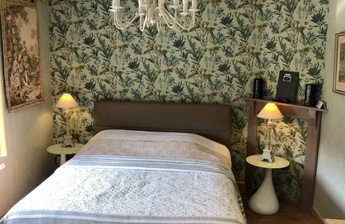 Historical Center Bruges Cama Y Desayuno | Bed and Breakfast Coupure