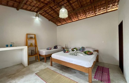 Atins Cama Y Desayuno | Bed and breakfast in a villa with garden in Atins