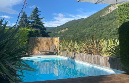 Adrara San Martino Cama Y Desayuno | Bed and Breakfast Casa del Nonno