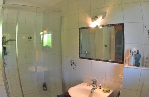 Cressier Cama Y Desayuno | Bed and Breakfast La Petite Thielle