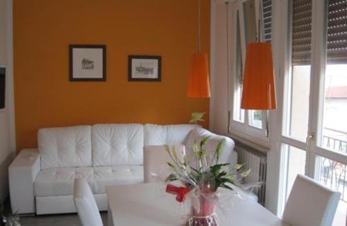 Polinago Cama Y Desayuno | Bed and Breakfast lo Scrigno