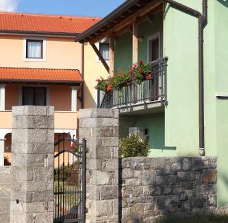 Divaca Cama Y Desayuno | Bed and Breakfast Malovec