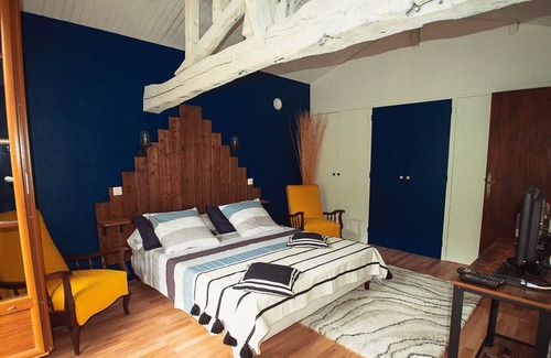 Marcellus Cama Y Desayuno | Bed and breakfast on the banks of the Canal des Deux Mers