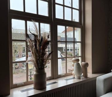 Medemblik Apartamento | Bed bij Bistro