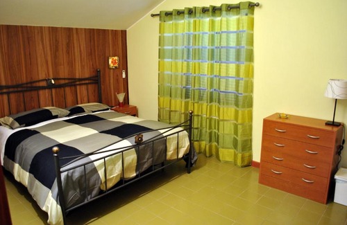 Mentana Cama Y Desayuno | Bed & Breakfast "A Casa di Anto"