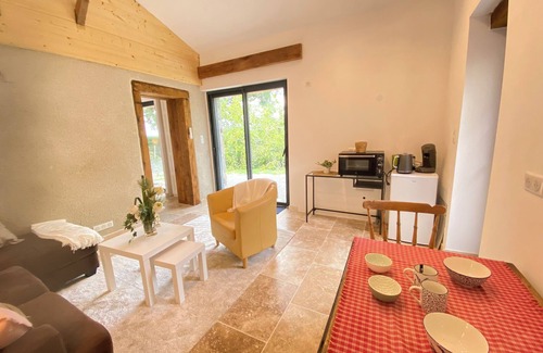 Lasserre Cama Y Desayuno | Bed & Breakfast avec salon, kitchinette, terrasse, jardin privé et clos