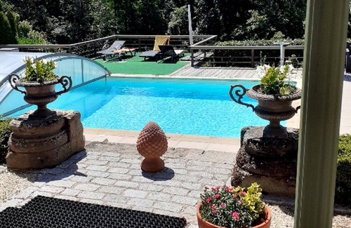 Espaly-Saint-Marcel Casa | Bed & Breakfast: Room Arthur for 2p, TV, breakfast, parking.