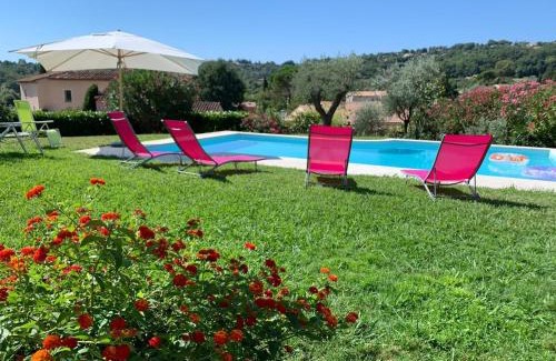Saint-Jeannet Cama Y Desayuno | Bed & Breakfast Les LILLAS