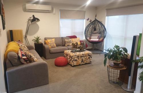 Hamilton Casa | Bed n breakfast on pear tree lane