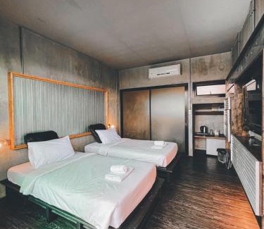 Wua Lai Hotel | BED STOP Hotel Chiangmai