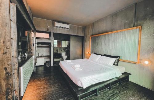 Wua Lai Hotel | BED STOP Hotel Chiangmai