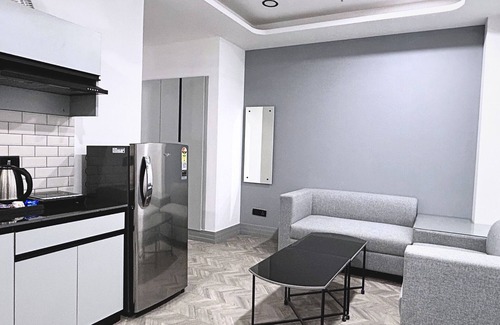 Sushant Lok Apartamento | BedChambers Serviced Apartment, Golf Course, Gurgaon