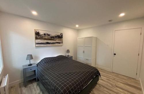 Cote-Des-Neiges—Notre-Dame-De-Grace Apartamento | Bedford 2