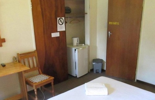Bayswater Casa | Bedrock B&b - Double Bedroom for friends or couple