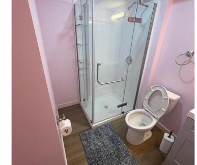 West Edmonton Casa | Bedroom in Upland C