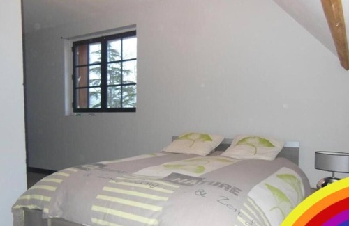 Saint-Ouen-sur-Iton Cama Y Desayuno | Bedroom sleeps 5, fast Wi-Fi