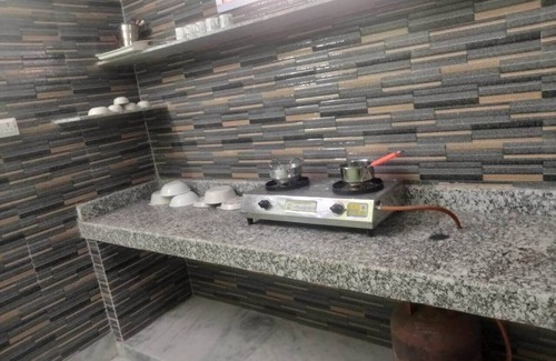 Gaya Apartamento | Bedrooms with Private Bath, and Luxury Car with driver - 301