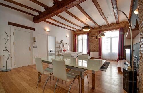 El Pilar Apartamento | Beds & Breaks Boyvin