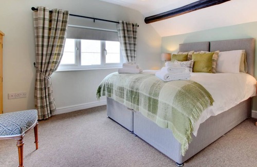 Llandovery Casa | Bedwen Arian in Llandovery