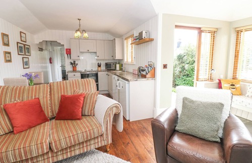 Castleton Cabaña | BEE GARTH, with open fire in Castleton