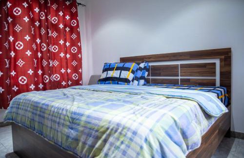 Koforidua Apartamento | Bee Three 7