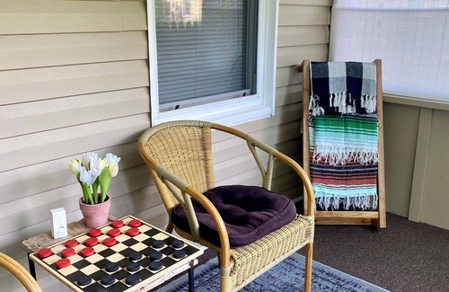 Bedford Casa | ~Bee1 Bungalow~Charming & Cozy in a Prime Location!