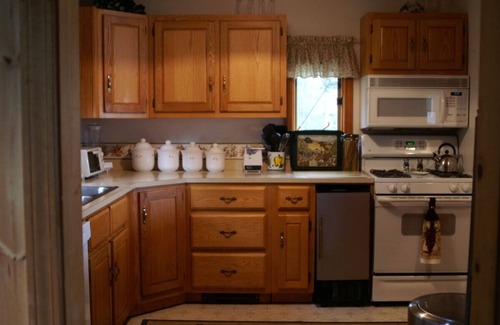 Otis Cabaña | Pintoresco Beech Hill Pond Cottage - privada de playa de arena cerca de Acadia y Bar Harbor