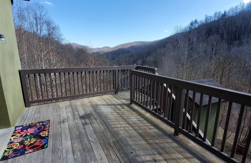 Elk Park Cabaña | Beech Mountain Chapel - Wow views and creek just minutes to Beech Mtn Ski Resort