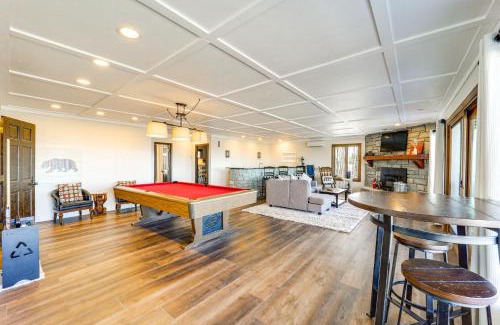 Beech Mountain Casa | Beech Mountain Home with Game Room and Mountain Views!