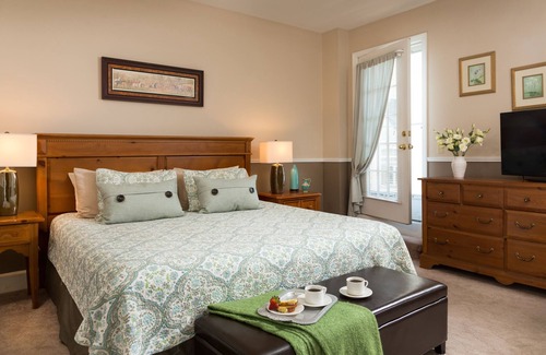 Off Broadway Cama Y Desayuno | Beech Tree Inn & Cottage