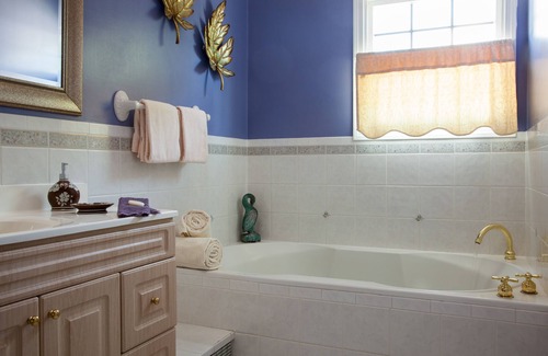Off Broadway Cama Y Desayuno | Beech Tree Inn & Cottage