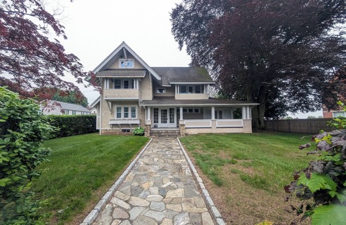Bridgeport Casa | Beechmont - Perfect for Family Retreat!