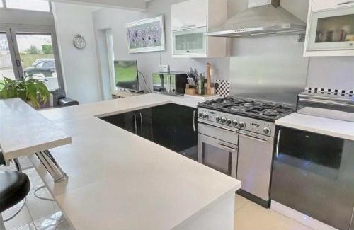 New Forest District Casa | Beechwood House, Hot Tub & Games Room, New Forest