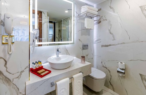 Beyazit Hotel | Beethoven Senfoni Hotel
