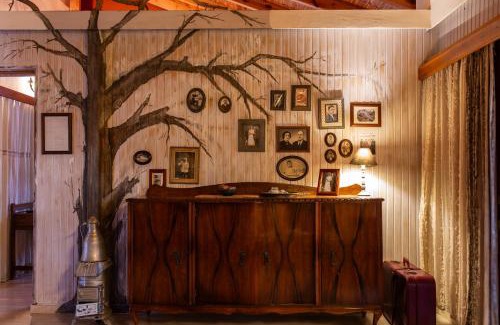 Kineta Casa | Beetle Villa retro country house