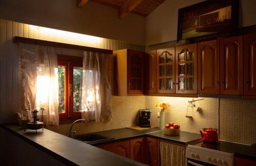 Kineta Casa | Beetle Villa retro country house